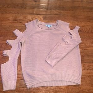 VERY CUTE SWEATER WITH SLEEVE CUTOUTS!
